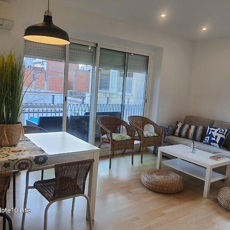 Precioso Apartamento A Menos De 100M De La Playa روساس المظهر الخارجي الصورة